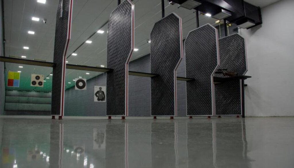Sala tiro do alvo chumbinho 3 estandes